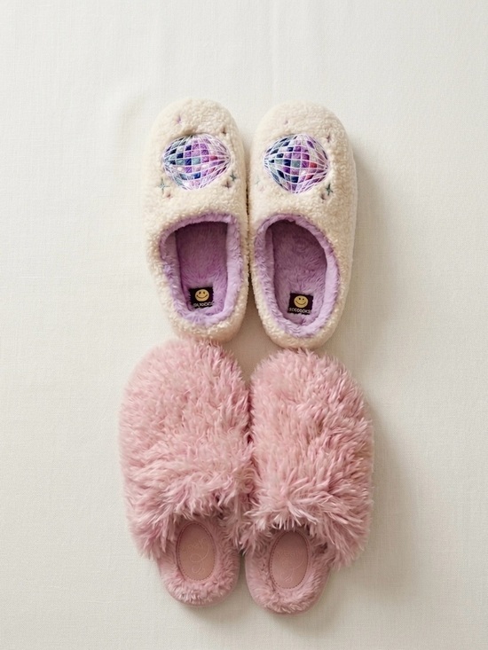 Joe Boxer Other - Joe Boxer and Art Class Slipper Bundle Disco Ball Fuzzy Pink House Shoes Size L